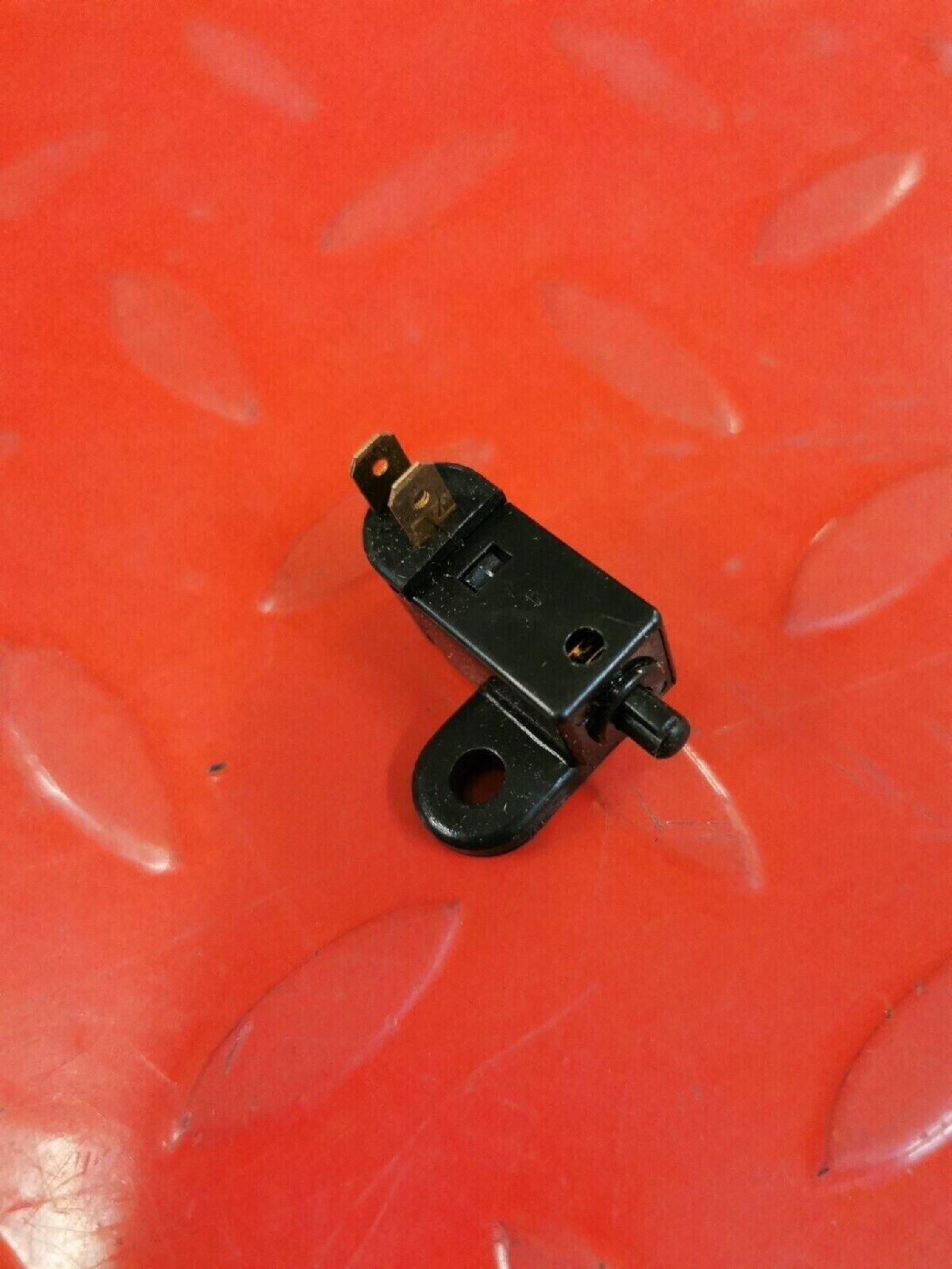 NOS HONDA CB400A GL1000 CX500 1978  SWITCH ASSY  FR  STOP  35340-413-013 H39