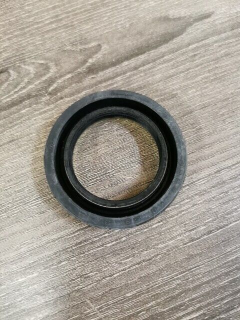 NOS HONDA FL250 1977 - 1984 Oil Seal 40x62x9  91206-950-013 H113