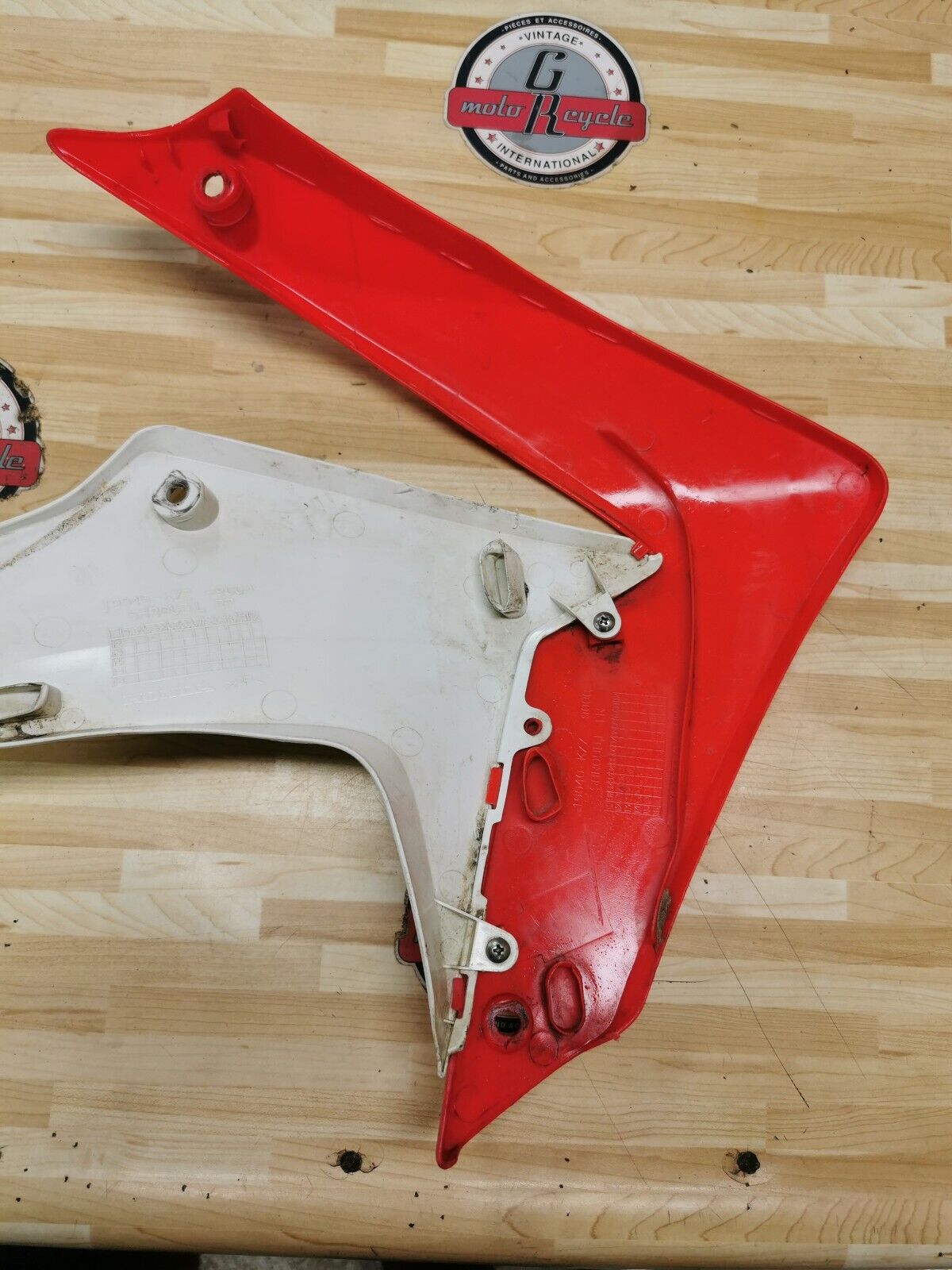 Honda CRF250L 2013 left fuel tank radiator cover shroud 2014 19090-KZZ-900ZD