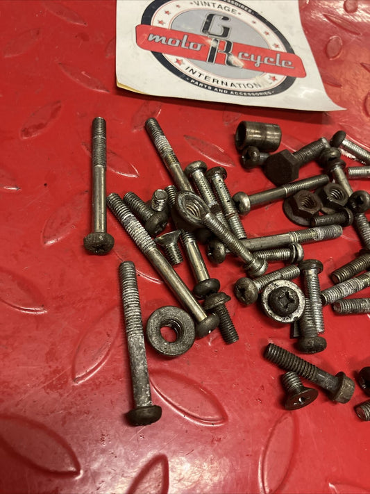 Suzuki DS100 1980 engine motor crankcase / cover hardware cylinder bolt nut