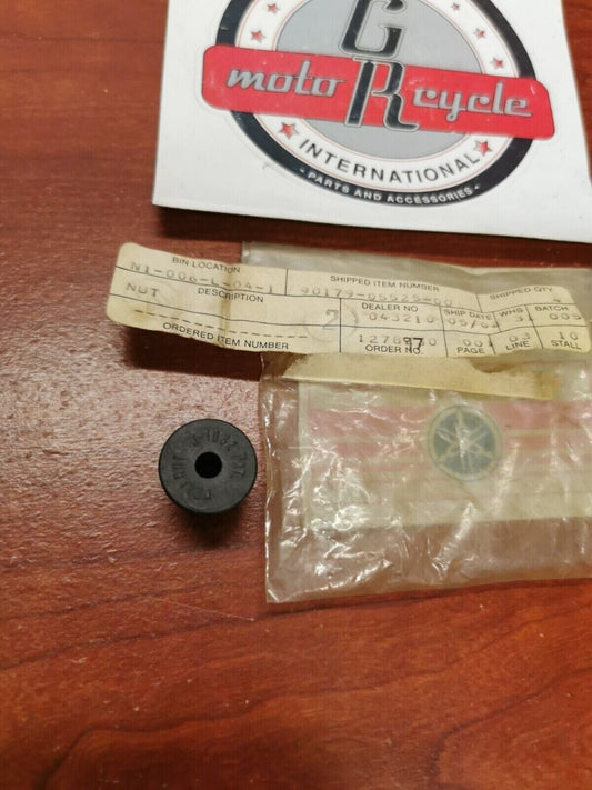 NOS YAMAHA FJ1200 TDM850 FJ1100 SR540 NUT 90179-05525-00 Y72
