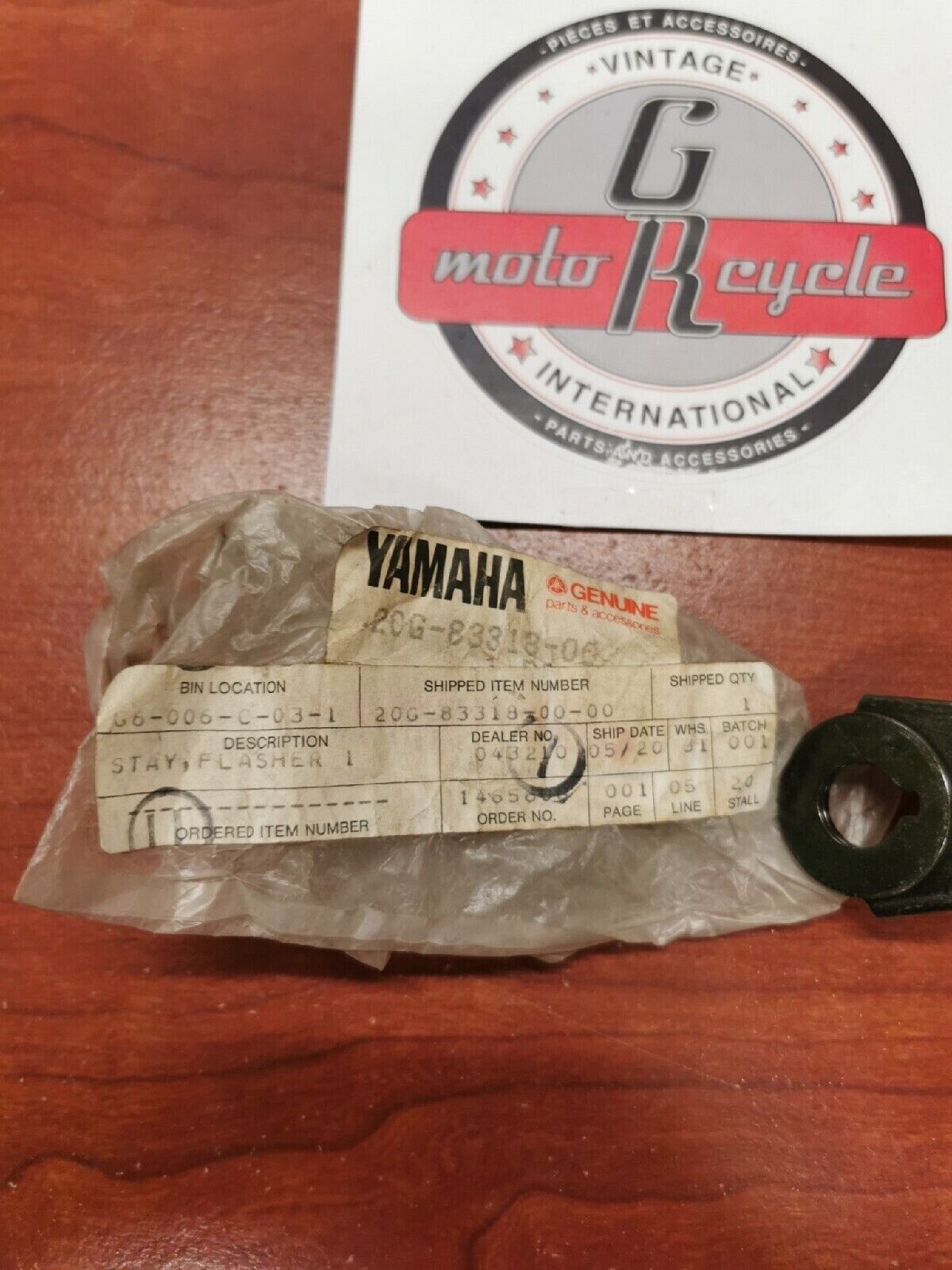 NOS Yamaha CA50 CE50 FLASHER STAY 1 20G-83318-00-00 Y69
