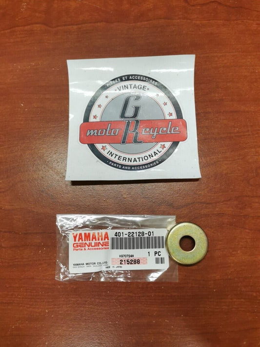 NOS Yamaha YFM225 YFU1 YFM250 YXP700 YFP350 THRUST COVER 401-22128-01-00 Y91