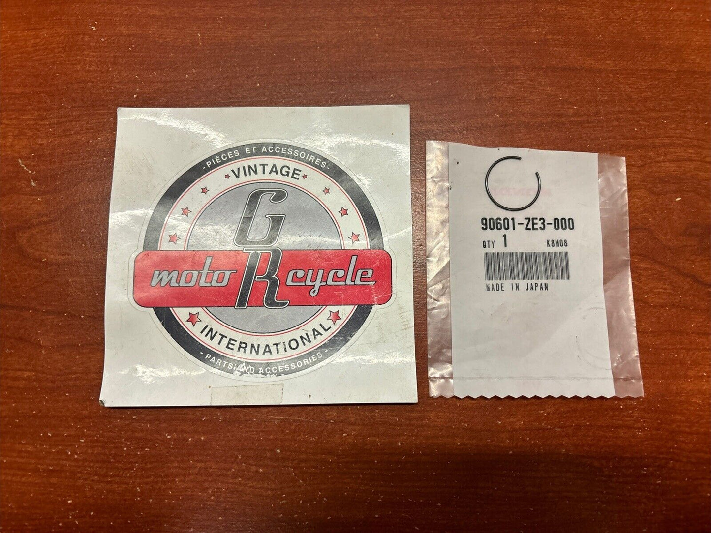 NOS Honda GX340 GX390 CLIP 20MM 90601-ZE3-000 H184