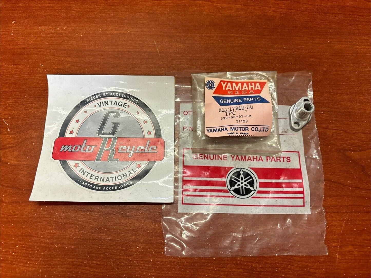 NOS Yamaha EC340 ET250 ET340 EX440 PZ480 HOUSING CAP 821-17819-00-00 Y178