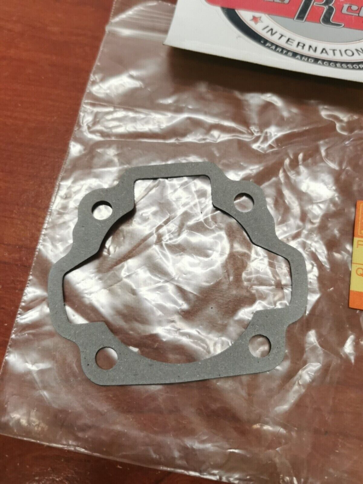 NOS Suzuki F70 TS75 (M,A&B) CYLINDER GASKET 11241-19300 S16