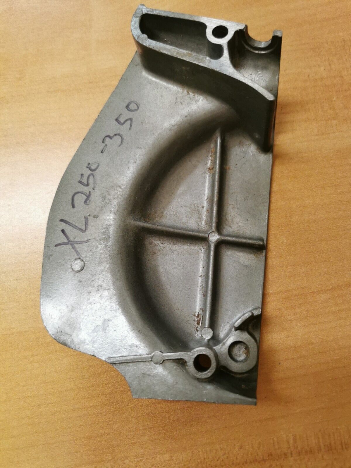 NOS HONDA XL250   XL350 COVER  L RR  CRANKCASE  11351-329-000  H29