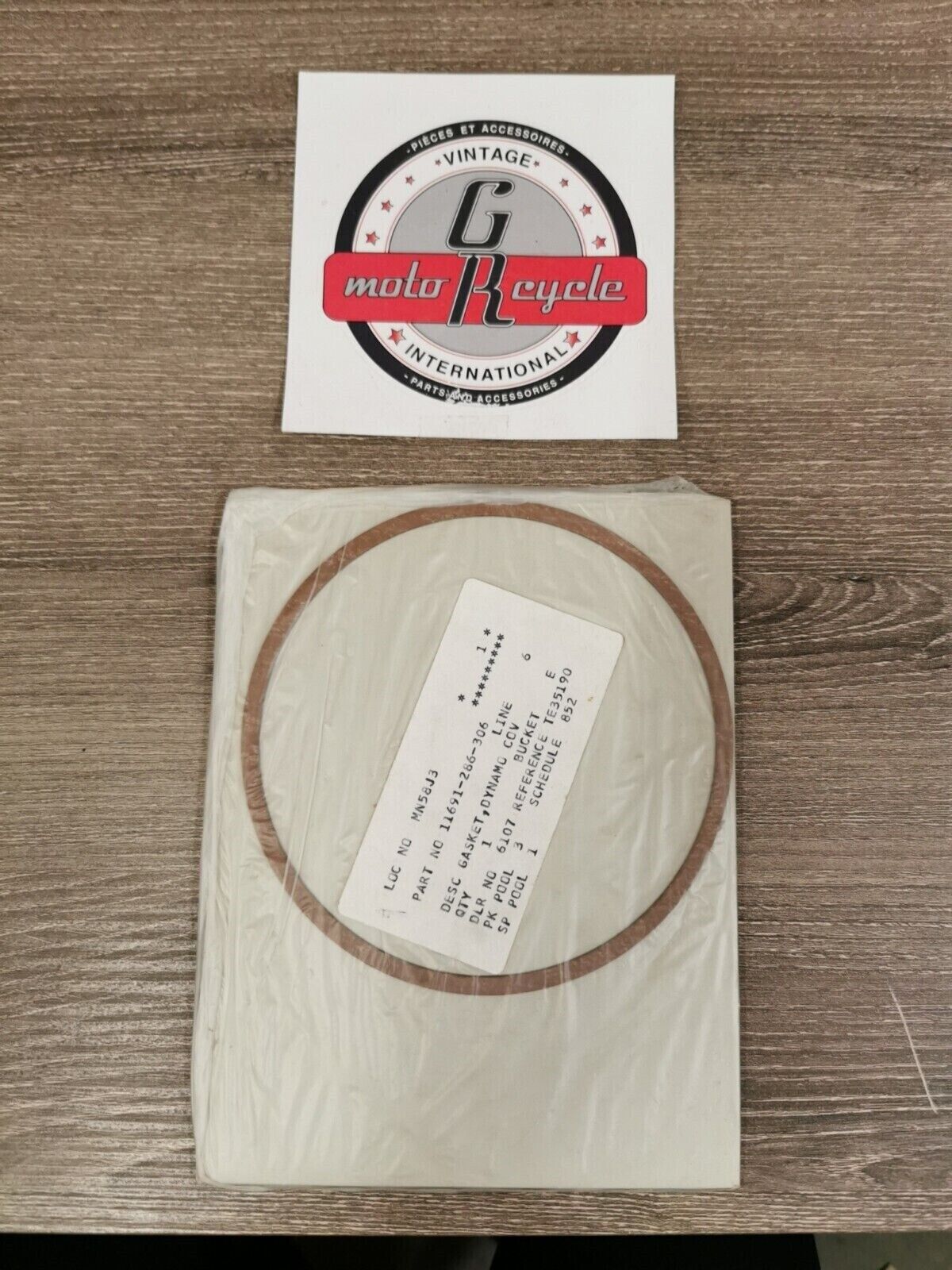 NOS HONDA CB360 CB350 CJ360 CL360 GASKET 11691-286-306  H49