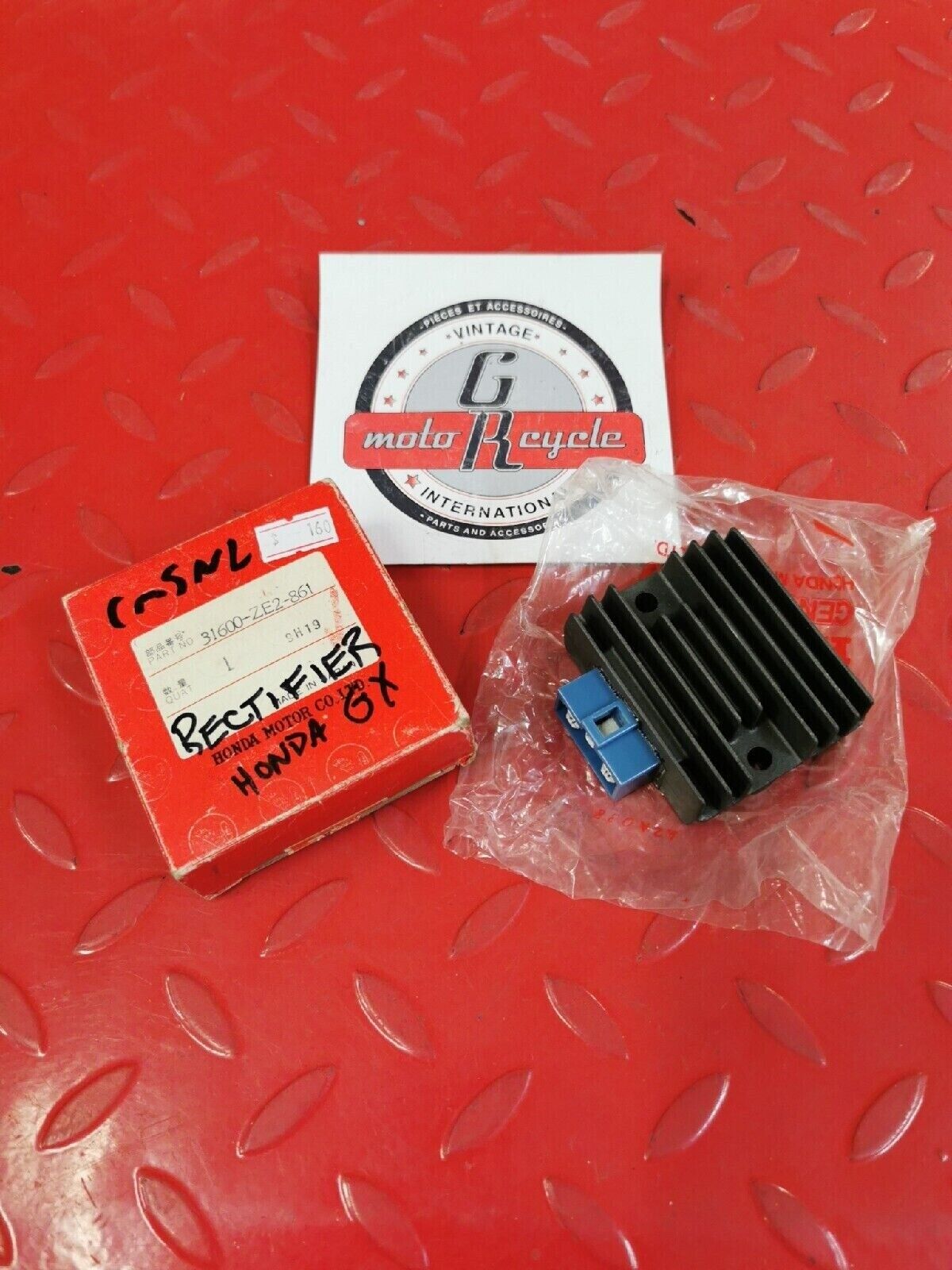 NOS HONDA GX620 GX670 GXV270  GXV340  Regulator Rectifier 31600-ZE2-861  H38