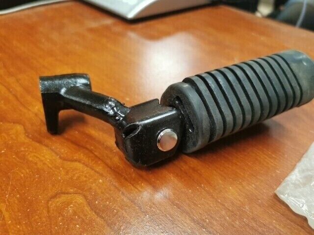 NOS Honda 1980 - 1982 CB900C LEFT STEP 50640-461-000 H99