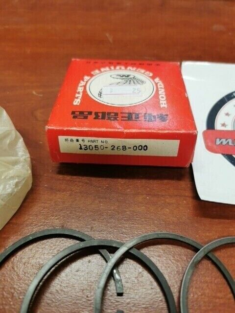 NOS Honda CB72 CL72 PISTON RING SET (OS 1.00) 13050-268-000 H75