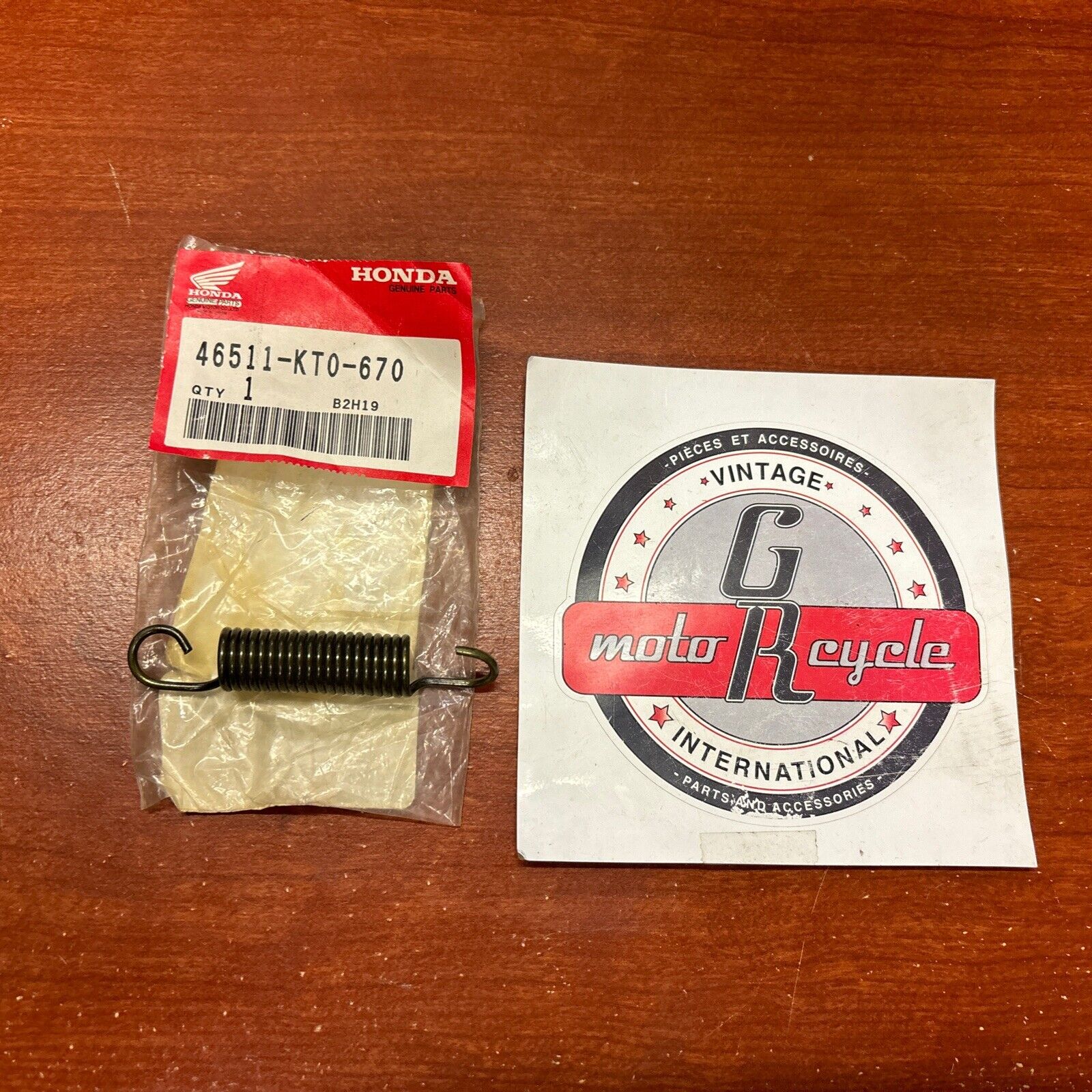 NOS Honda NSA700A VT1100C VTX1800 XR200R BRAKE PEDAL SPRING 46511-KT0-670 H146