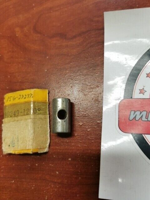 NOS Yamaha FS1 RD250 RD350 PIN 156-27237-00-00 SUB 90249-12008-00 Y109