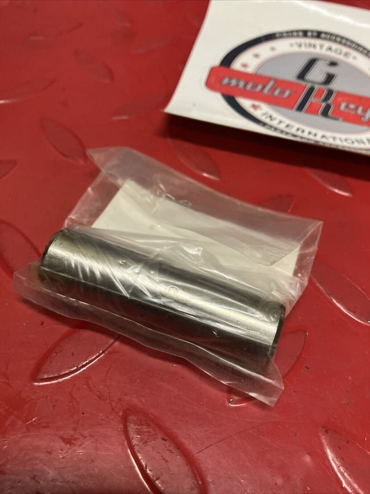 NOS KAWASAKI KLX300 PISTON PIN 13002-1109 K14
