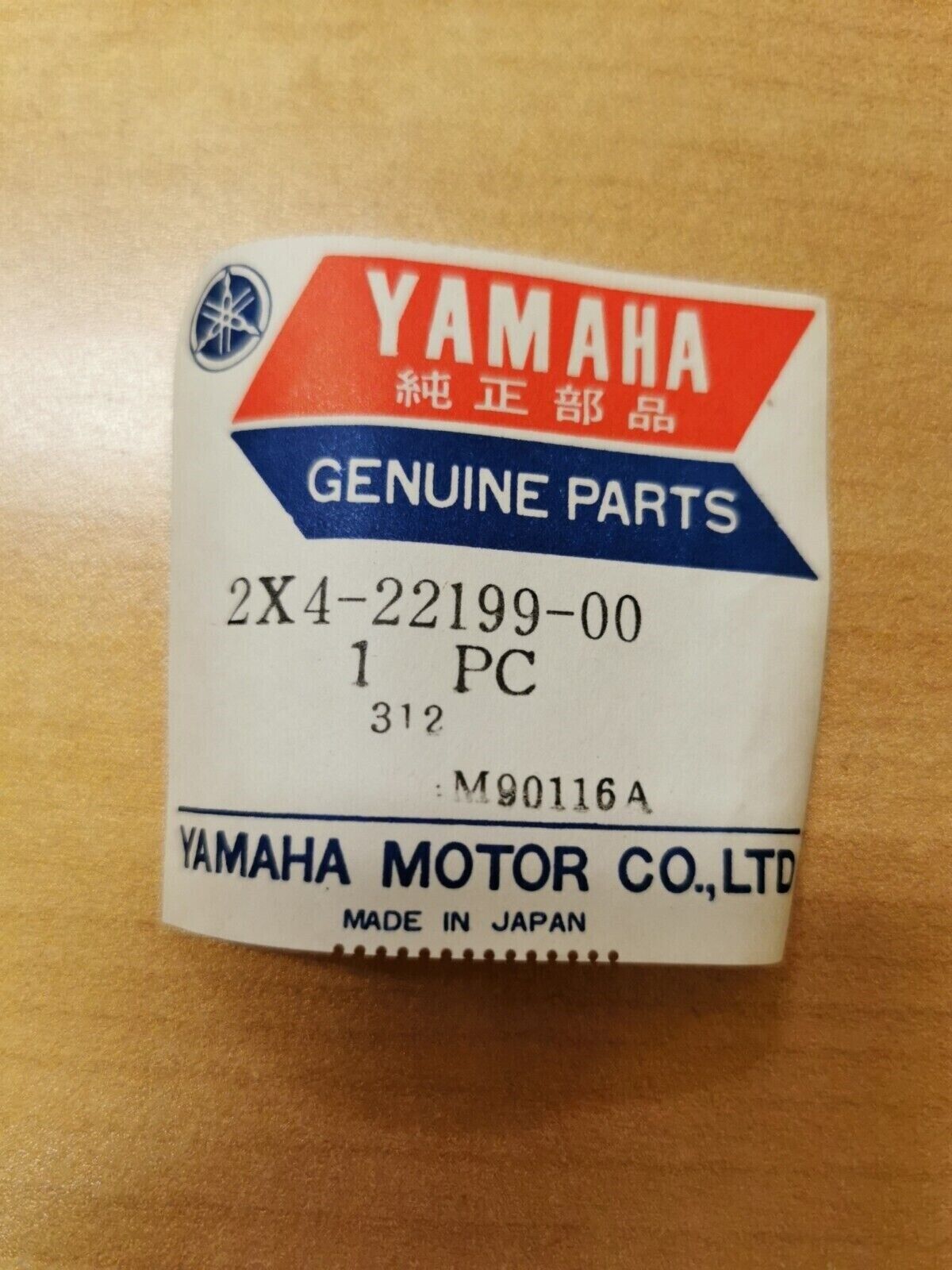 NOS YAMAHA YZ400 YZ465 YZ250 1979 - 1982  CHAIN SUPPORT  2X4-22199-00-00  Y44