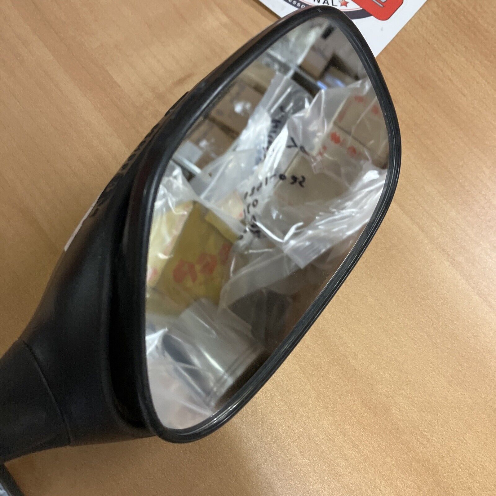 NOS ? SUZUKI GSXR600  600K7  LEFT MIRROR  56600-41G11  S6
