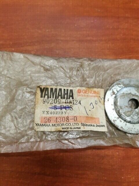 NOS YAMAHA ET340C EX440B GS340 REAR AXLE WHEEL WASHER SHAP 90209-08124-00 Y112