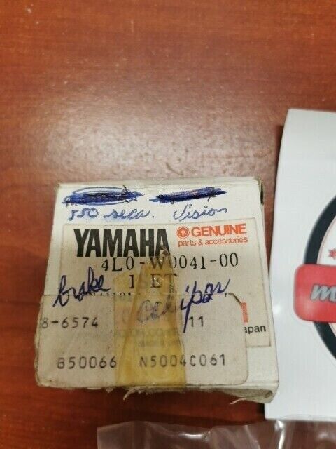 NOS Yamaha MASTER CYLINDER KIT 4L0-W0041-00-00 SUB. 23L-W0041-00-00 Y102