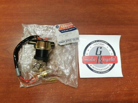 NOS Yamaha MAIN SWITCH 584-82508-50-00 SUB 584-82508-40-00 584-82508-80-00 Y140