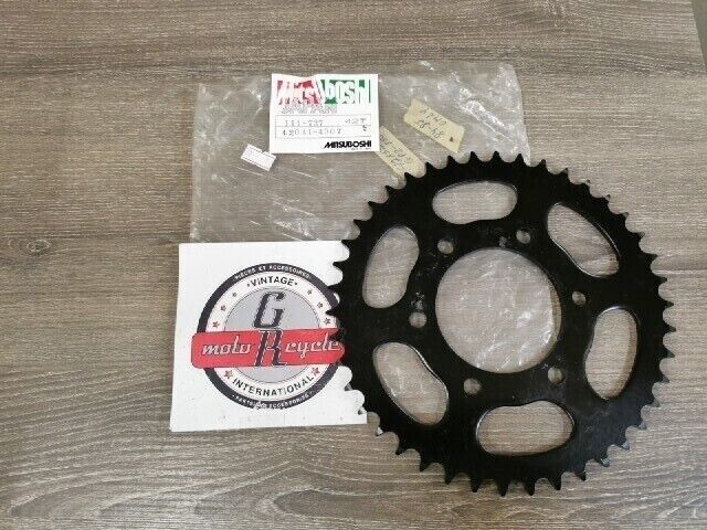 NOS MITSUBOSHI KAWASAKI GPZ550 1984 1985 REAR SPROCKET 42T 111-737 J55