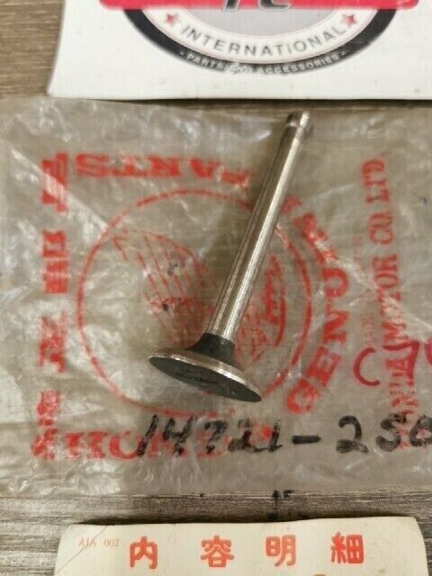 NOS HONDA C70 C71 CS71 C75 C76 EXHAUST VALVE C701547D SUB. 14721-250-040 H79