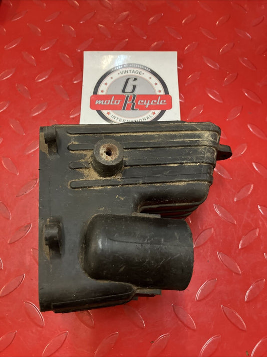 Yamaha RD400 1977 Airbox air box cleaner filter cleaner intake housing case 1976