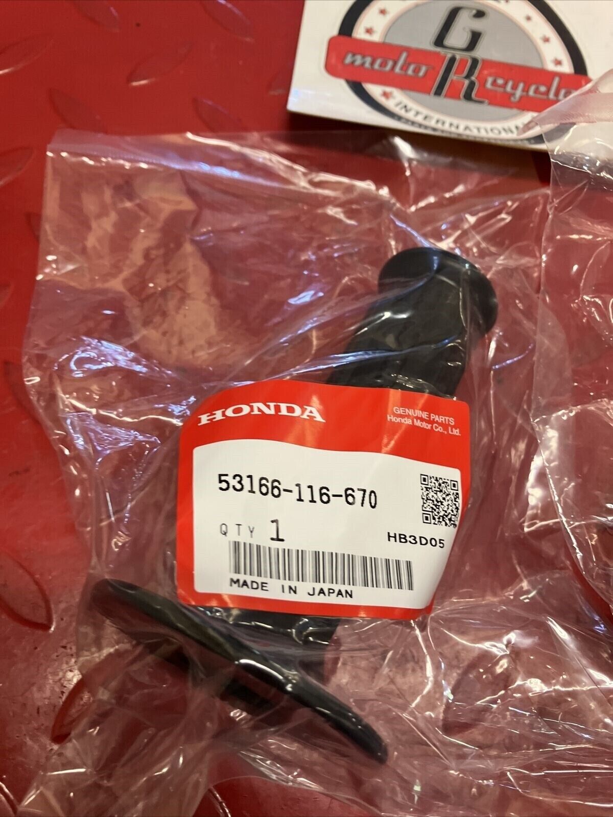 NEW HONDA LEFT RIGHT HANDLEBAR THROTTLE GRIP 53165-116-670 53166-116-670 H100
