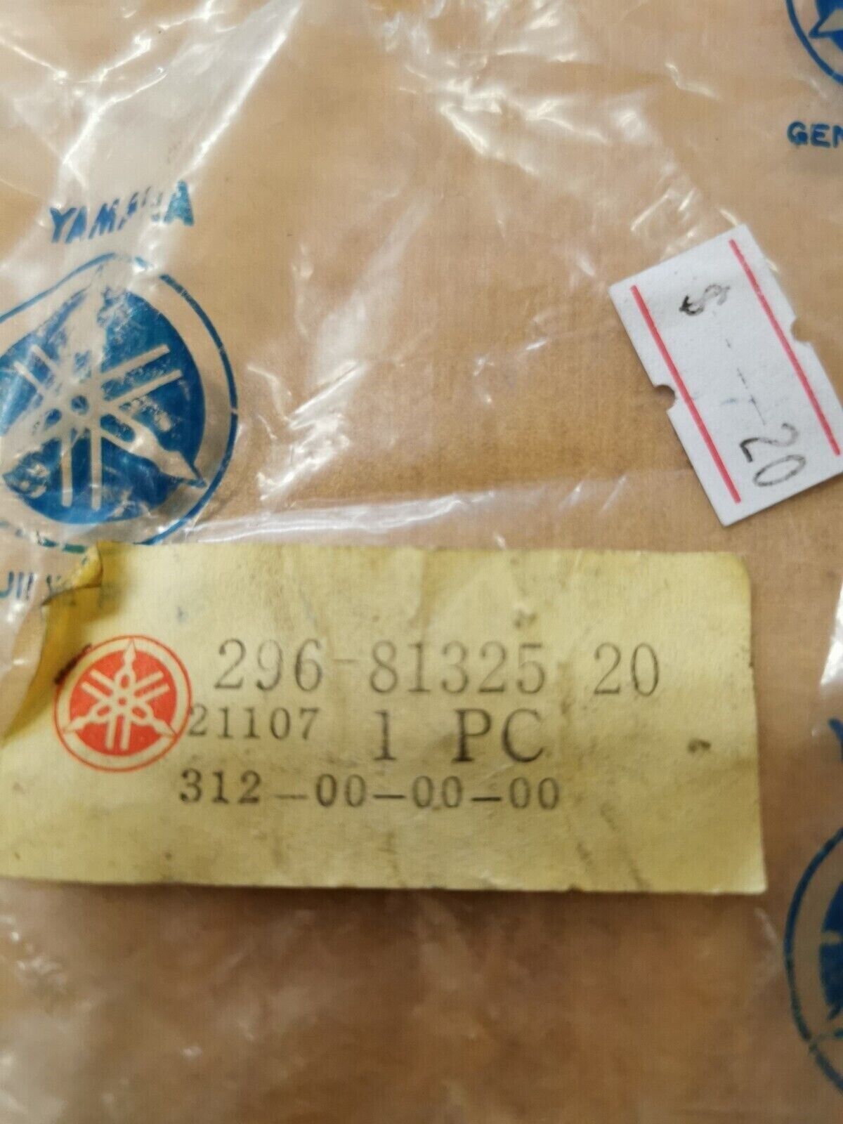 NOS YAMAHA CONDENSER 296-81325-20-00 Superseded by 296-81325-90-00 Y38