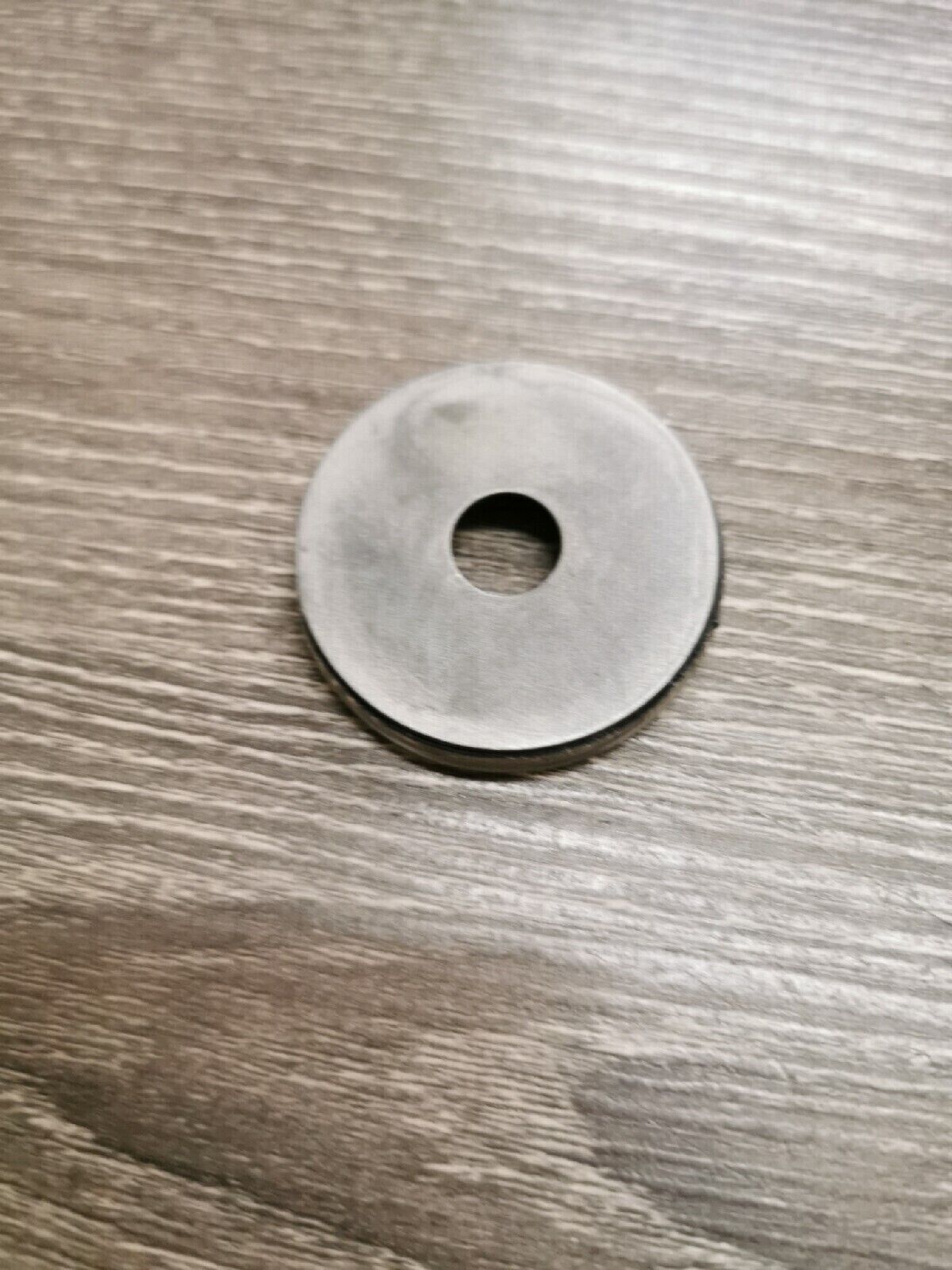 NOS YAMAHA EXHAUST PIPE GASKET 3RV-14623-00-00 Y51