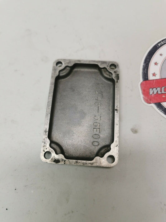 Suzuki RM125 2001 top front cylinder exhaust power valve cover