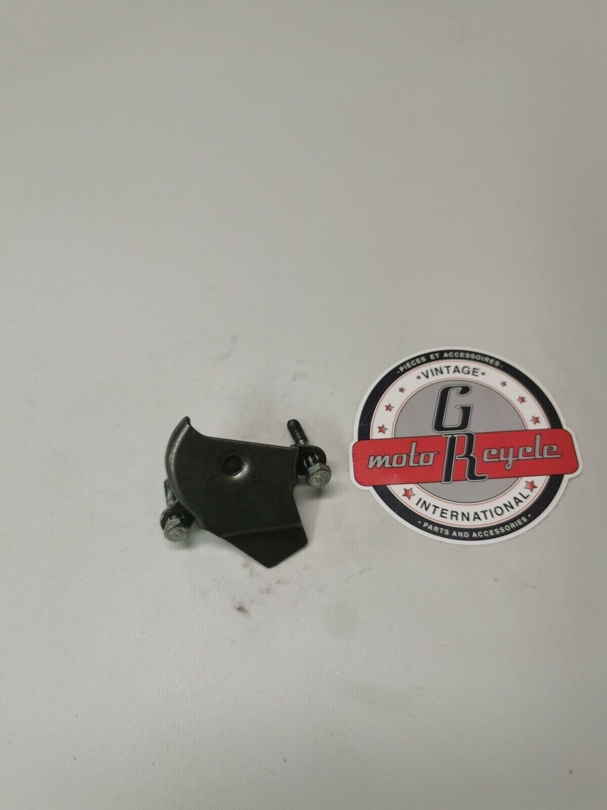 Honda XR250 1980 oil pump setting plate cover 15197-428-010