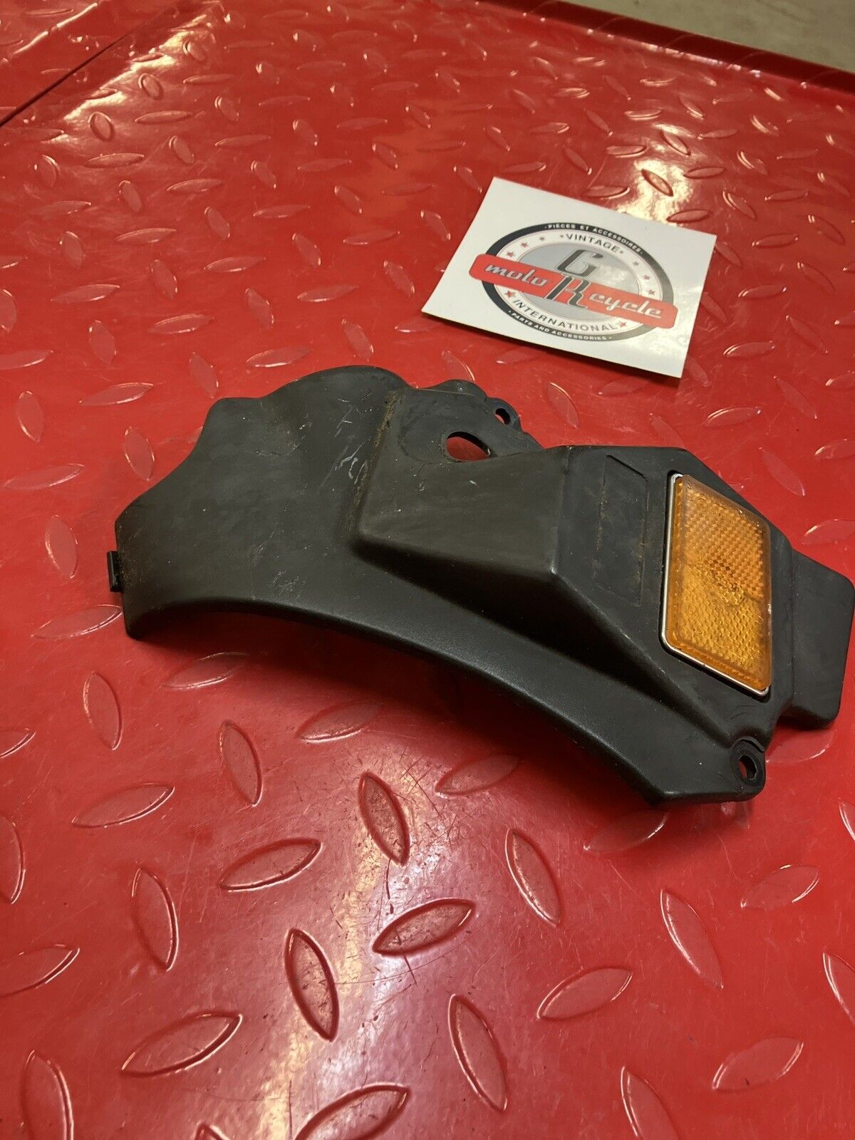 Kawasaki VN750 1986 Vulcan 750 right fuel tank cover panel fairing