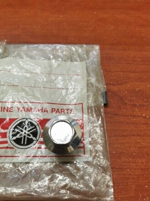 NOS Yamaha TZR50 WASHER BASED BOLT 90105-14060-00 SUB 90105-14102-00 90105- Y162