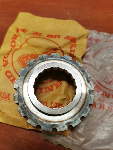 NOS Honda CD65 CL70 SL70 ST70 XL70 CLUTCH CENTER 22120-035-040 H97
