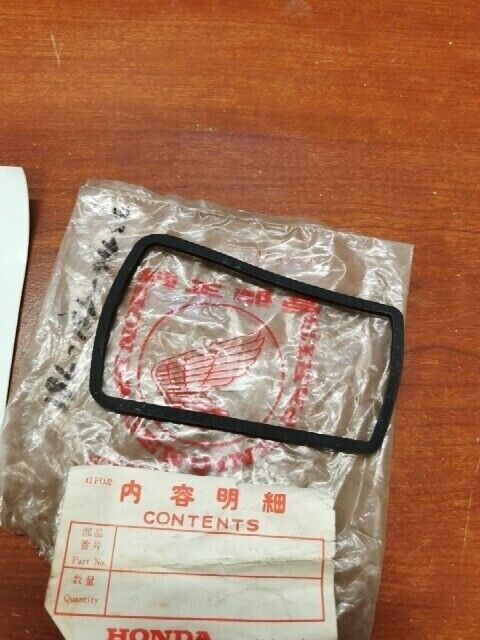 NOS Honda CB1100 CB650 CB750 CB900 TURN SIGNAL LENS GASKET 33406-431-781 H69