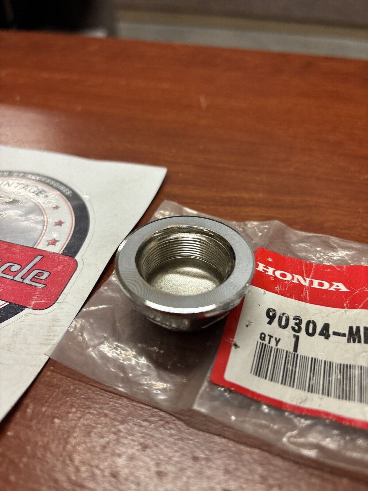NOS Honda CB1100 A CB1300 STEERING STEM NUT 90304-MK4-000 H170