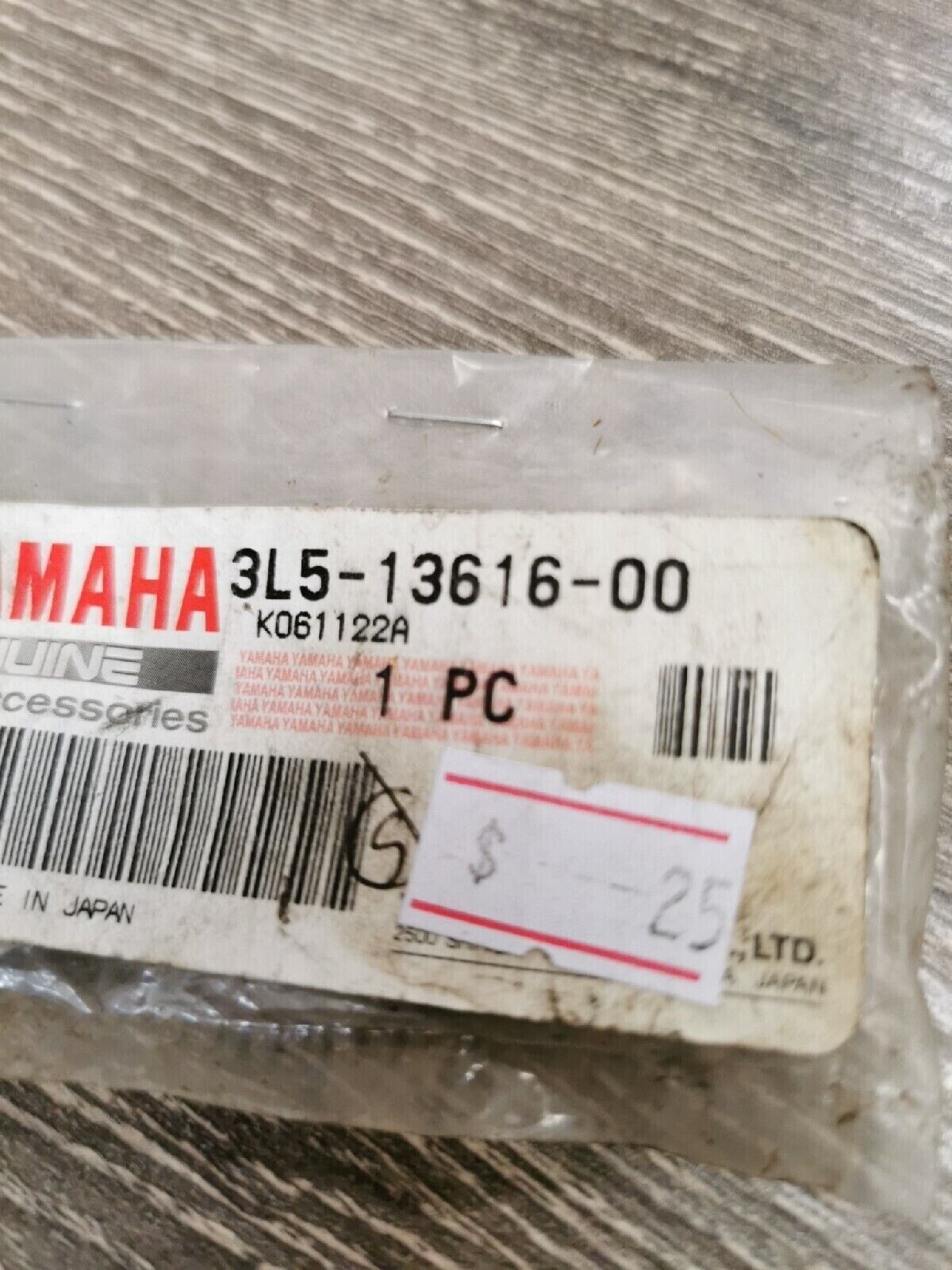 NOS YAMAHA PW50 1980 - 1988  STOPPER  REED VALVE 3L5-13616-00-00 Y58