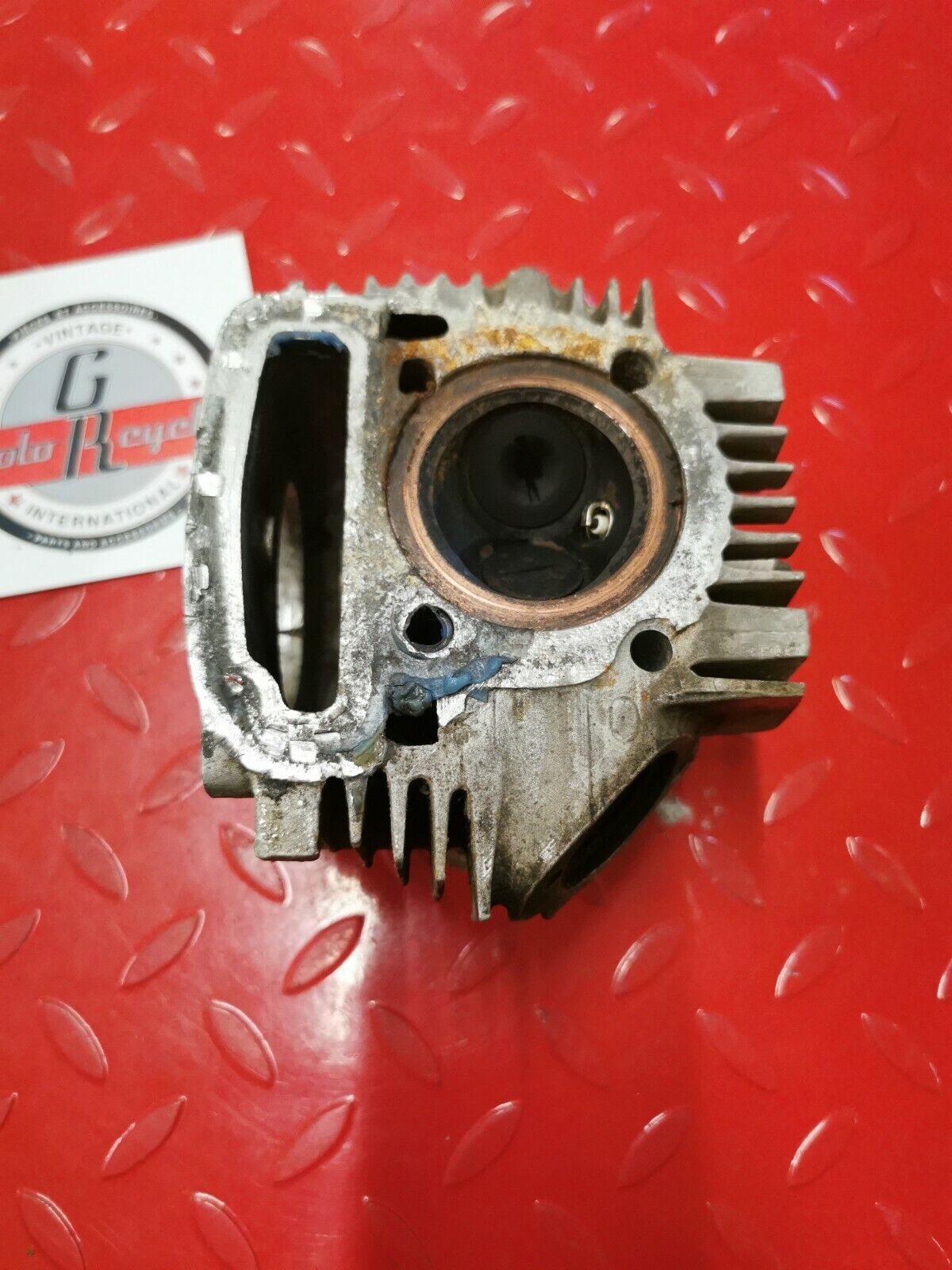 Honda ST90 1973 cylinder head jug barrel cover