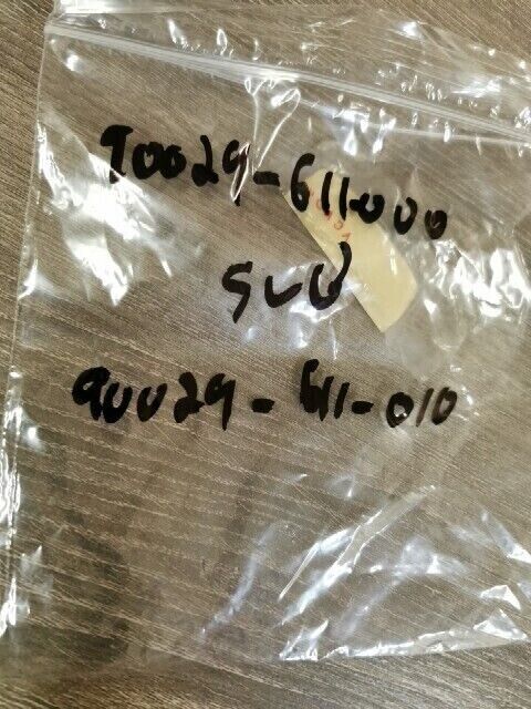 NOS HONDA GOLDWING GL1200A GL1100A GL1000 BOLT SPECIAL 8X24 90029-611-000 H83