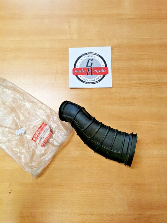 NOS SUZUKI  LT125 ATL125 1983 - 1986  OUTLET TUBE  13881-18900  S6