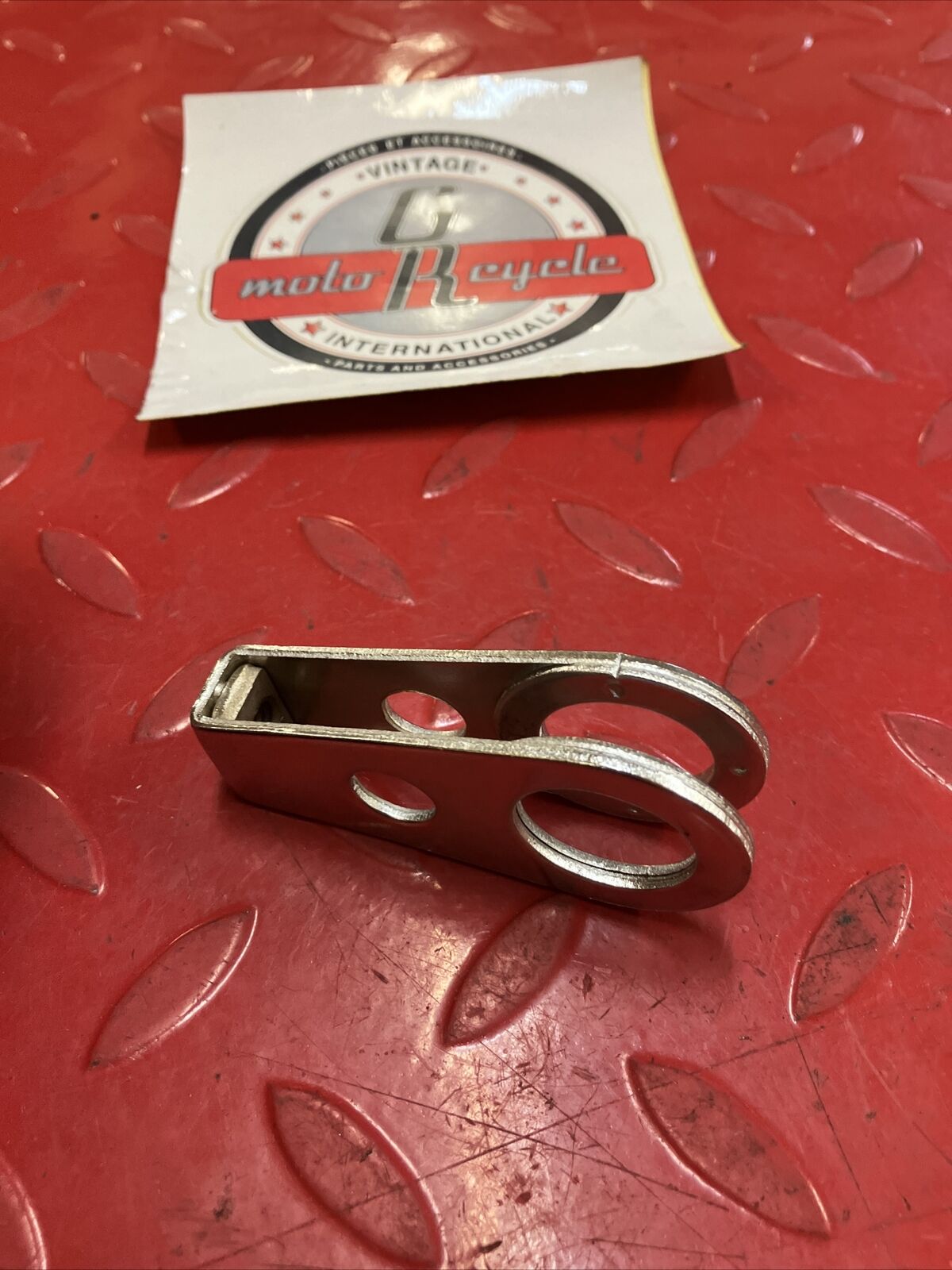 NOS Yamaha chain puller tensioner 1A1-25389-00-00 Y35