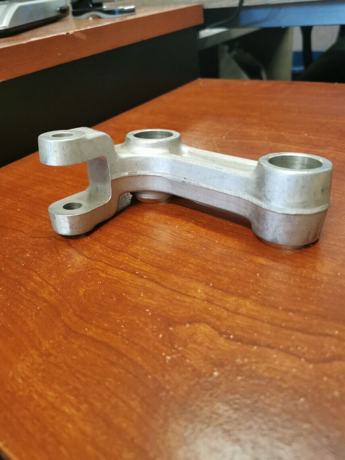 NOS Yamaha YZ125 YZ250 YZ490 RELAY ARM 1LX-2217A-00-00 Y85