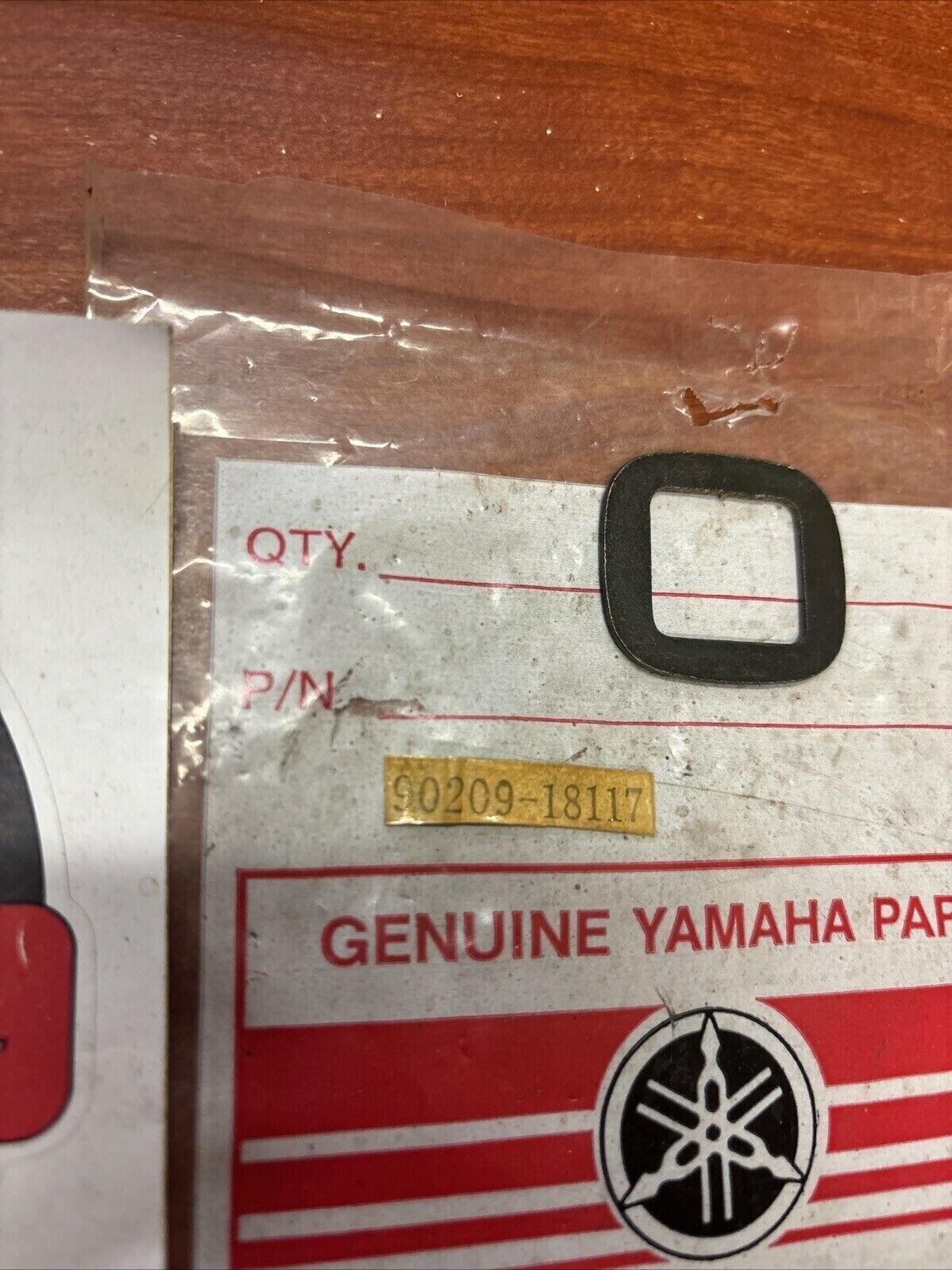NOS Yamaha RD250 RD350 SPECIAL WASHER 90209-18117-00 SUB 168-27437-10-00 Y182