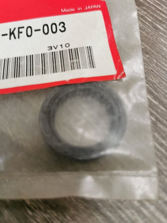 NEW NOS HONDA XL350R OIL SEAL 91204-KF0-003 H56