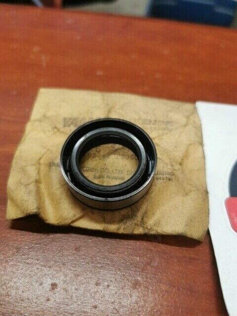 NOS Yamaha HS1 HT1 L5T RS100 OIL SEAL 276-23145-51-00 SUB 93110-27010-00 Y142