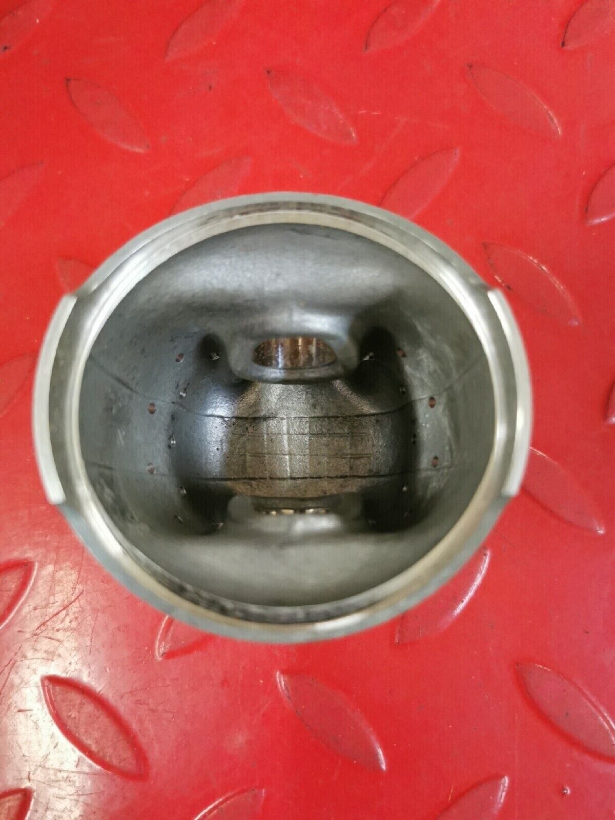 NOS HONDA  XL175 1976 - 1978 PISTON O S  0.25  13102-391-000 H40