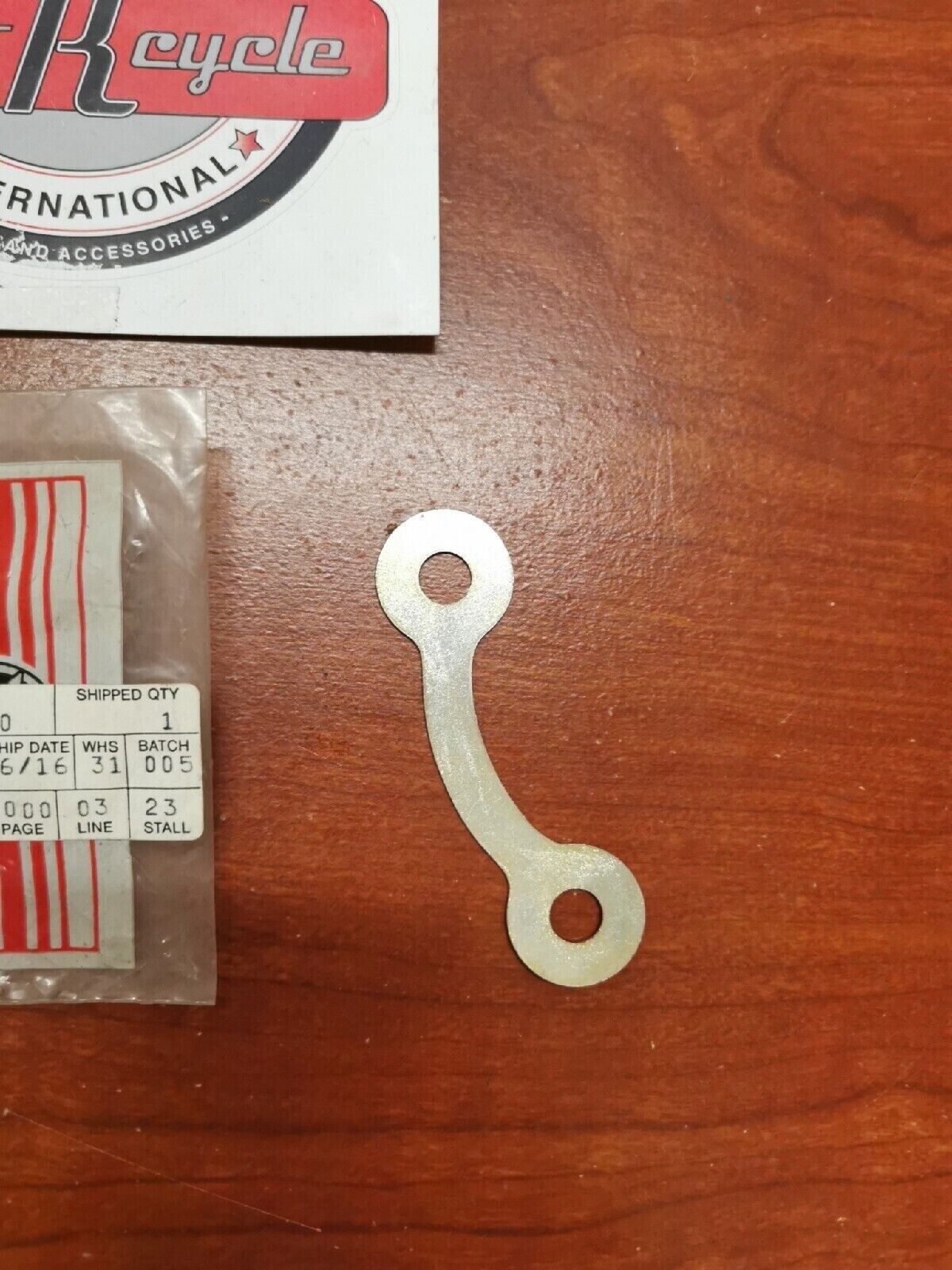 NOS YAMAHA REAR WHEEL LOCK WASHER 102-25412-00-00 SUB BY 4AW-25412-00-00 Y62