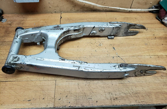 Honda XR200R 1983 swingarm swing arm 52100-KA2-770