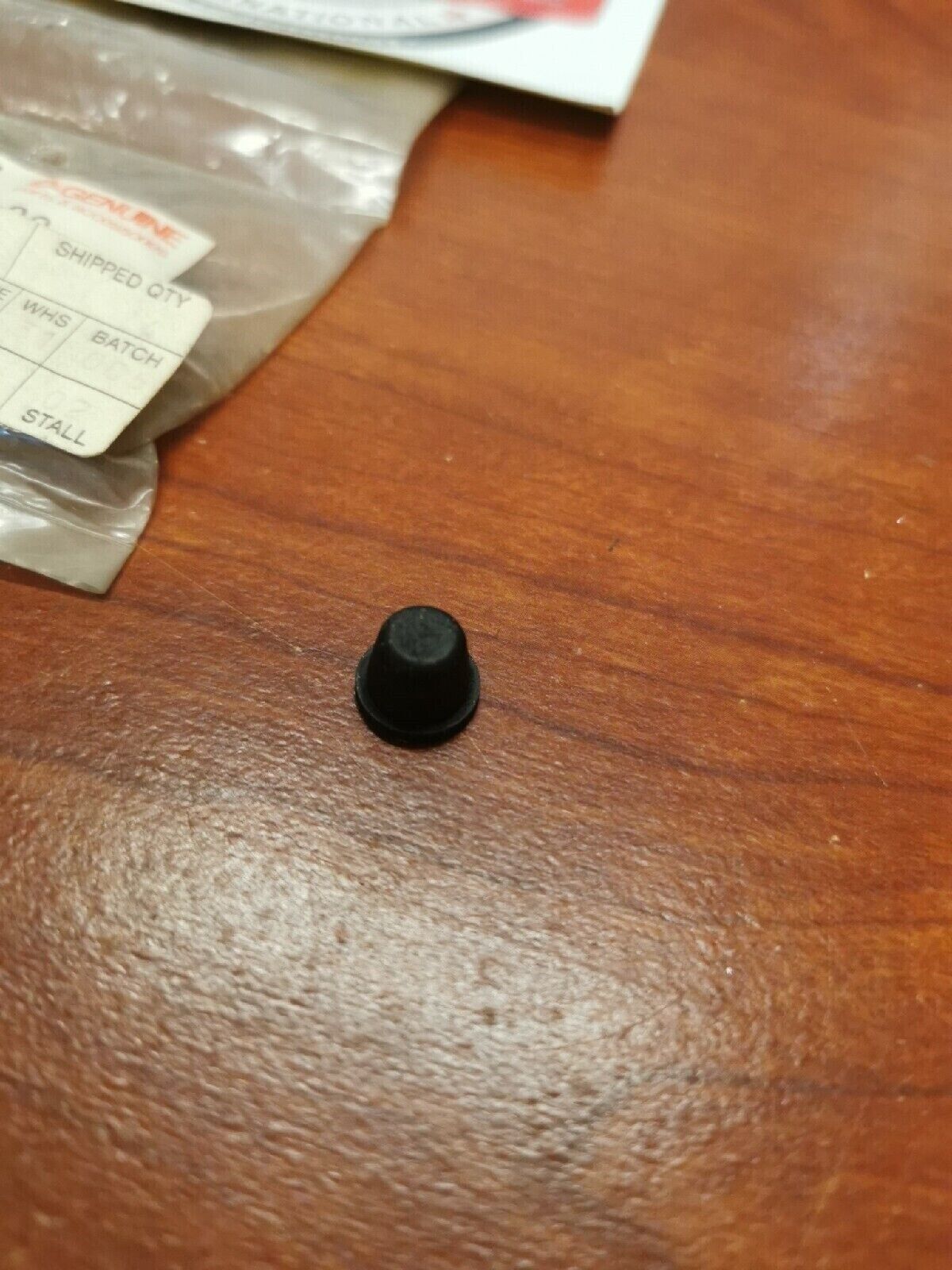 NOS Yamaha CAP 26H-2319W-00-00 Y71