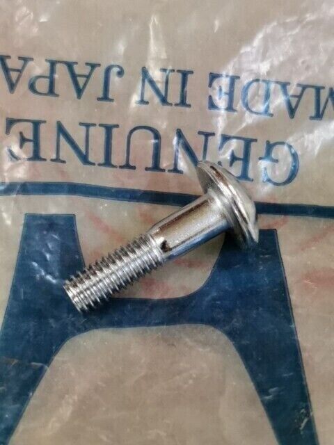 NOS HONDA GL1100 GL1100A GL1100D BOLT GARHISH SET 90101-463-770 H89